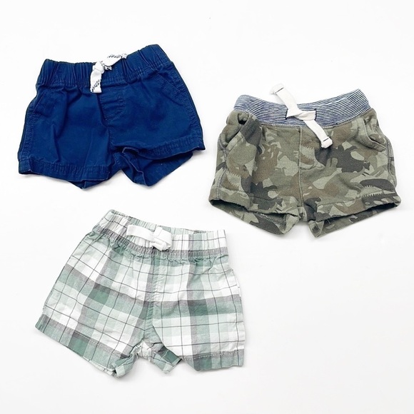 Carter's 3 pack baby boys shorts - Picture 1 of 4